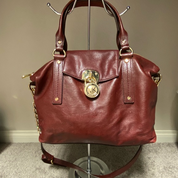 Michael Kors burgundy shoulder and strap bag - Picture 1 of 1